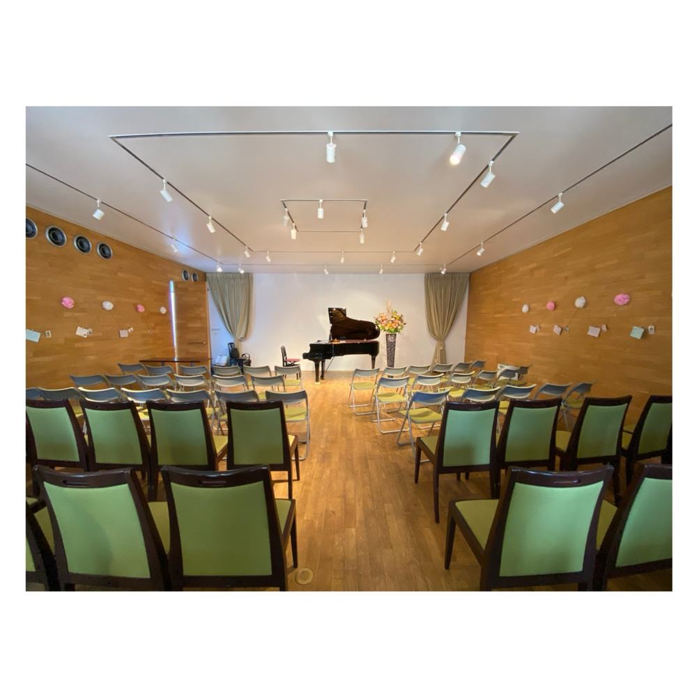 「発表会🎹ピアノと会場について」の写真 2